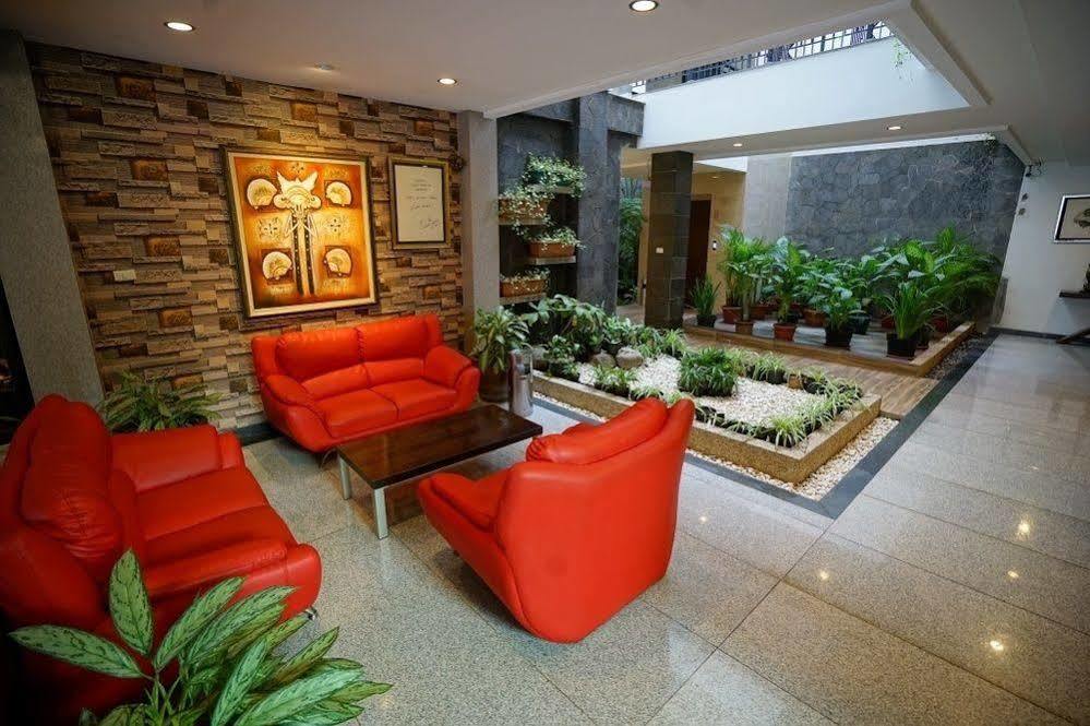 Collection O Pasteur Near Paris Van Java Mall Formerly Sweet Karina Bandung Exterior photo